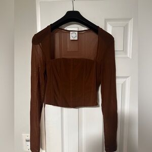 (WITH JEAN) AL TOP IN CHOCOLATE